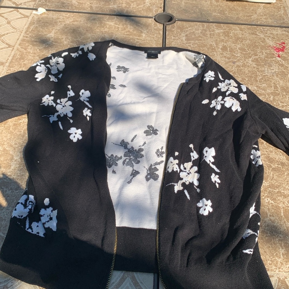 Floral black and white cardigan, zip up, size large
